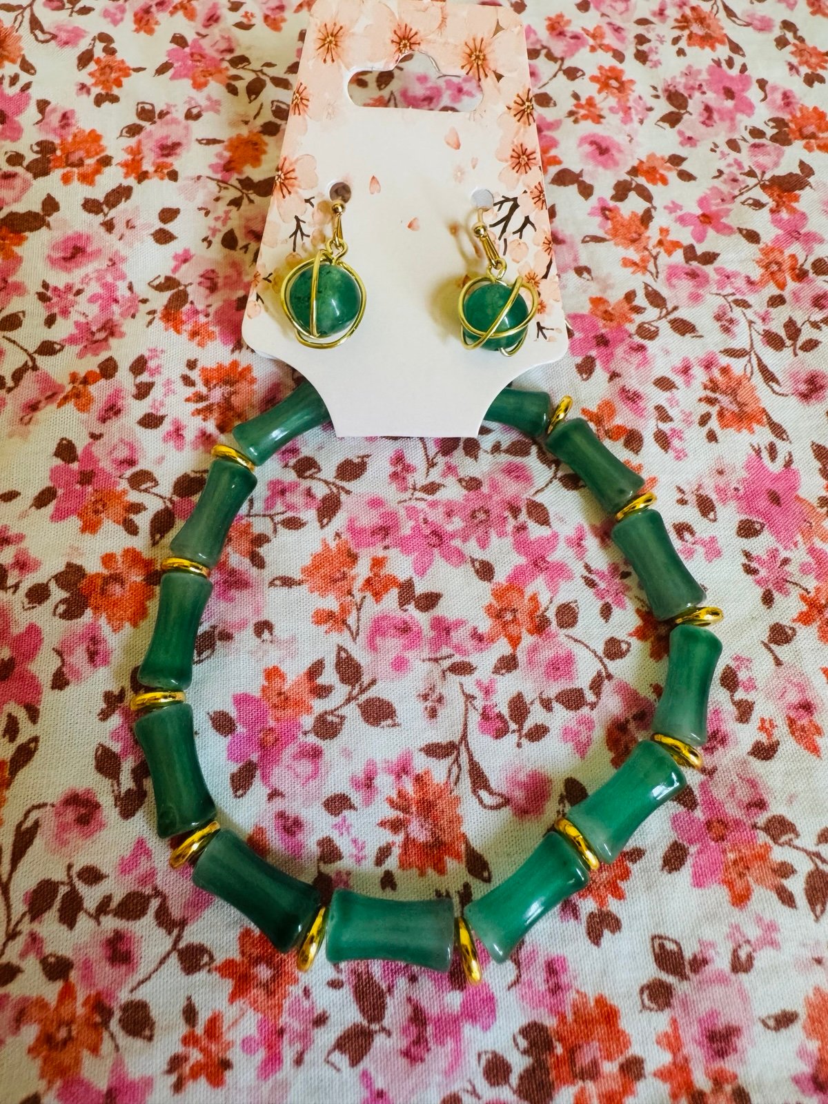 Hand made Green Beaded Bracelet and Earrings Set