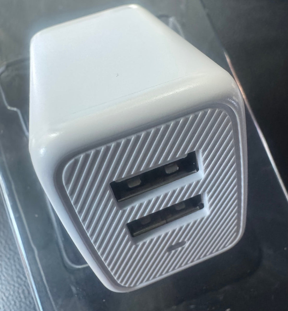 Dual USB Wall Charger 3.1 Amp Charge 2 Devices